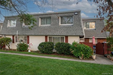 288 Feller Drive, Central Islip, NY 11722 - MLS#: 944826