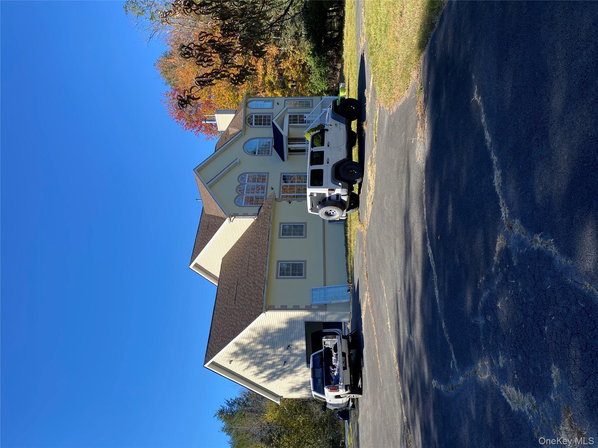 44 Roslyn Ridge Road