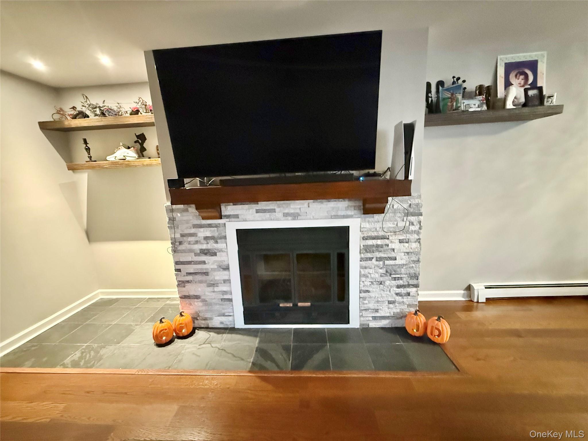 42 Briar Cliff #4- 2