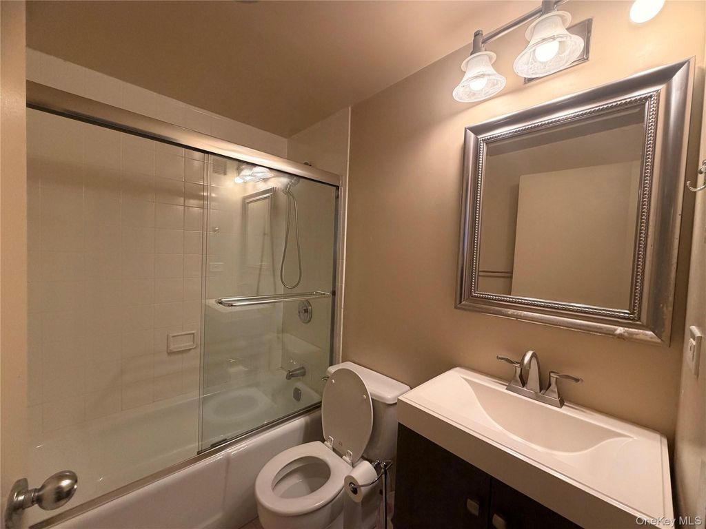 Photo of 150 W 51st Street #21-21, New York (Manhattan), NY 10019 (MLS # 965118)