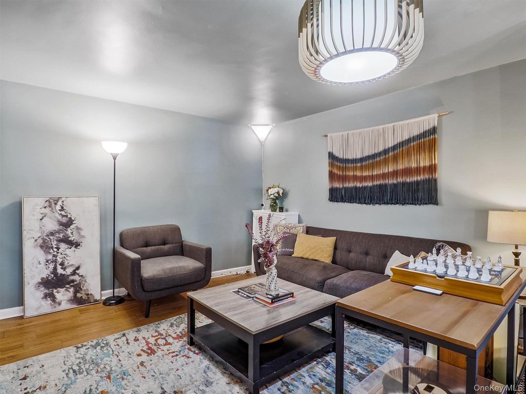 Photo of 86 Harrison Street, Staten Island, NY 10304 (MLS # 986022)