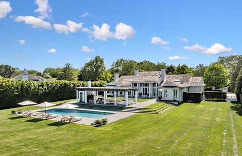 210 Downs Path Southampton NY 11968