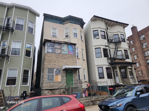 Multifamily For Sale - 54 Groshon Avenue<br/> Yonkers, NY 10701