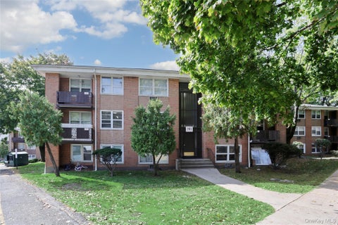 Photo of 191 Kearsing Parkway #E, Monsey, NY 10952 (MLS # 1064282)