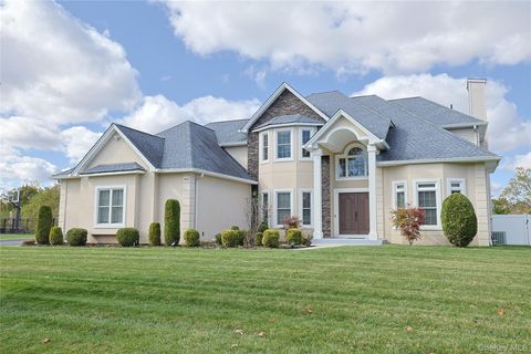 Photo of 57 Meriwether Trail, Congers, NY 10920 (MLS # 926795) Photo of 57 Meriwether Trail, Congers, NY 10920 (MLS # 926795)