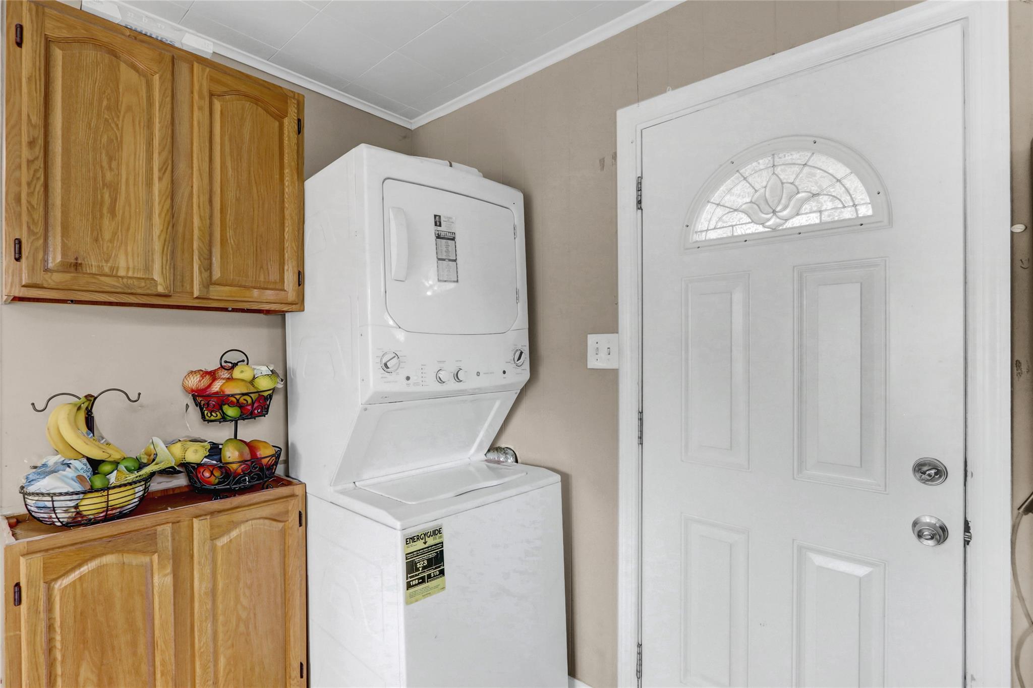 31 Clover Lane, Levittown, New York image 10