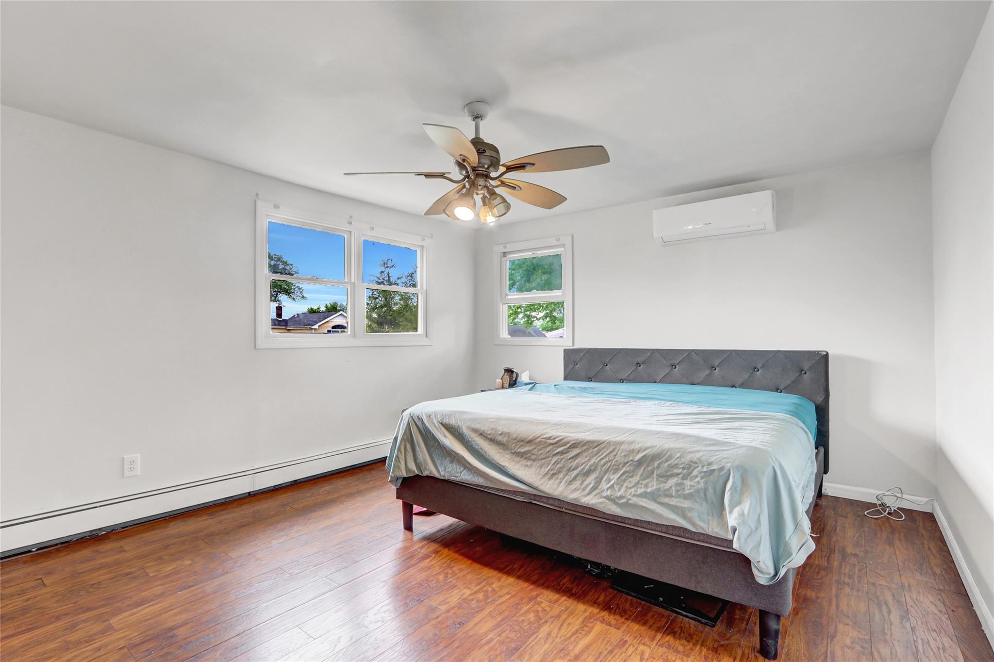 31 Clover Lane, Levittown, New York image 16