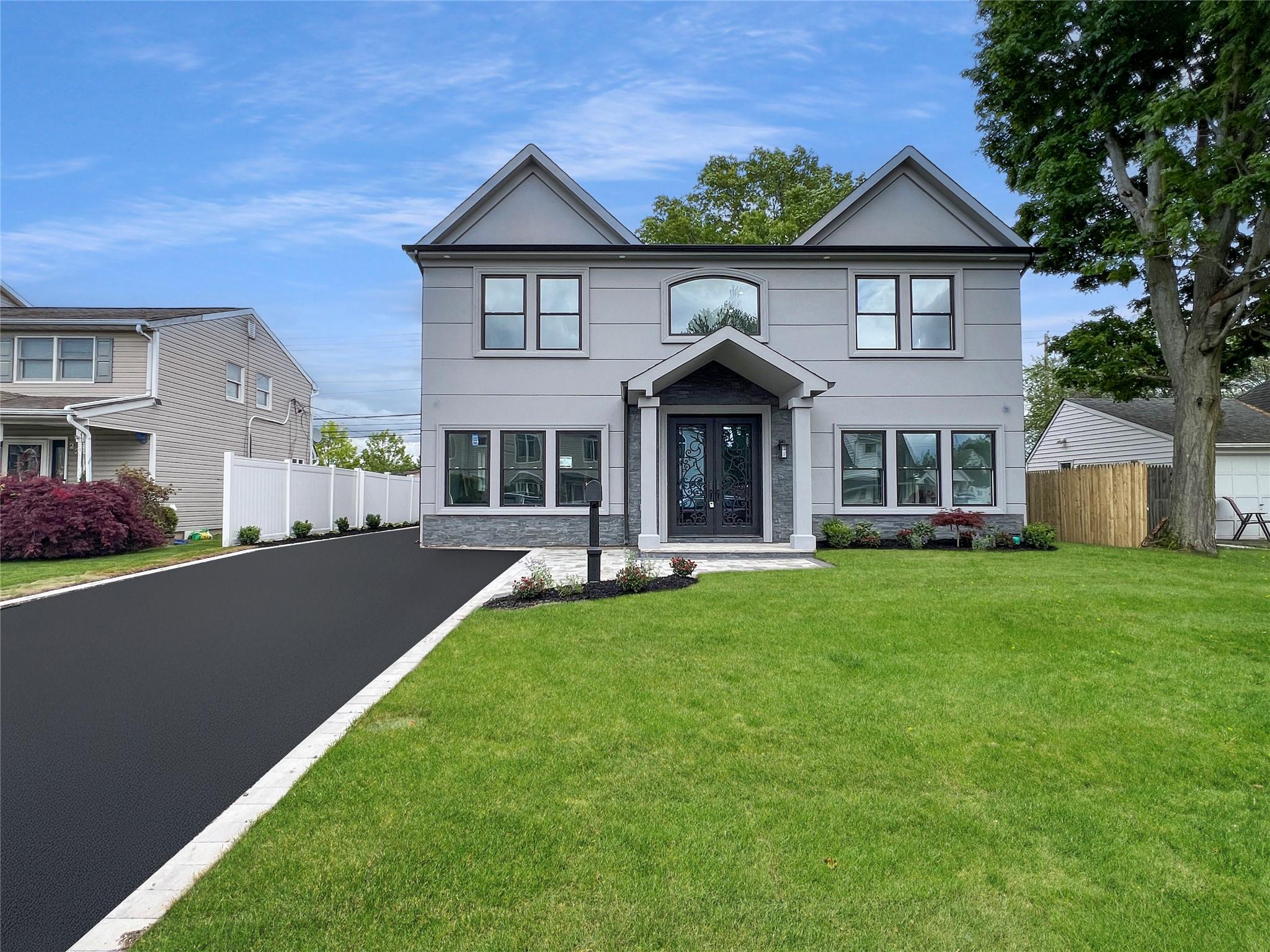 229 Blueberry Lane, Hicksville, New York image 1