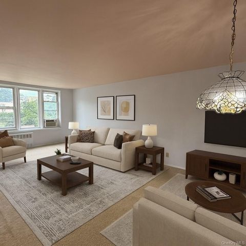 Homes For Sale - 245 Rumsey Road #7X<br/> Yonkers, NY 10701