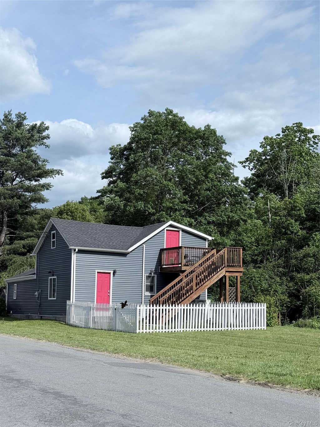 Photo of 33 Walker Street, Middletown, NY 10963 (MLS # 1012101)