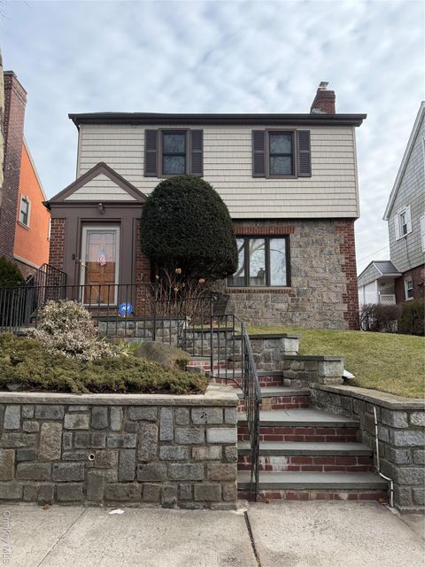 1427 145th Place Whitestone NY 11357