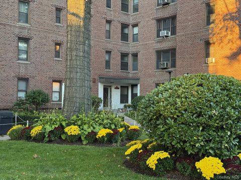 112-25 34 Avenue 3E Corona NY 11368