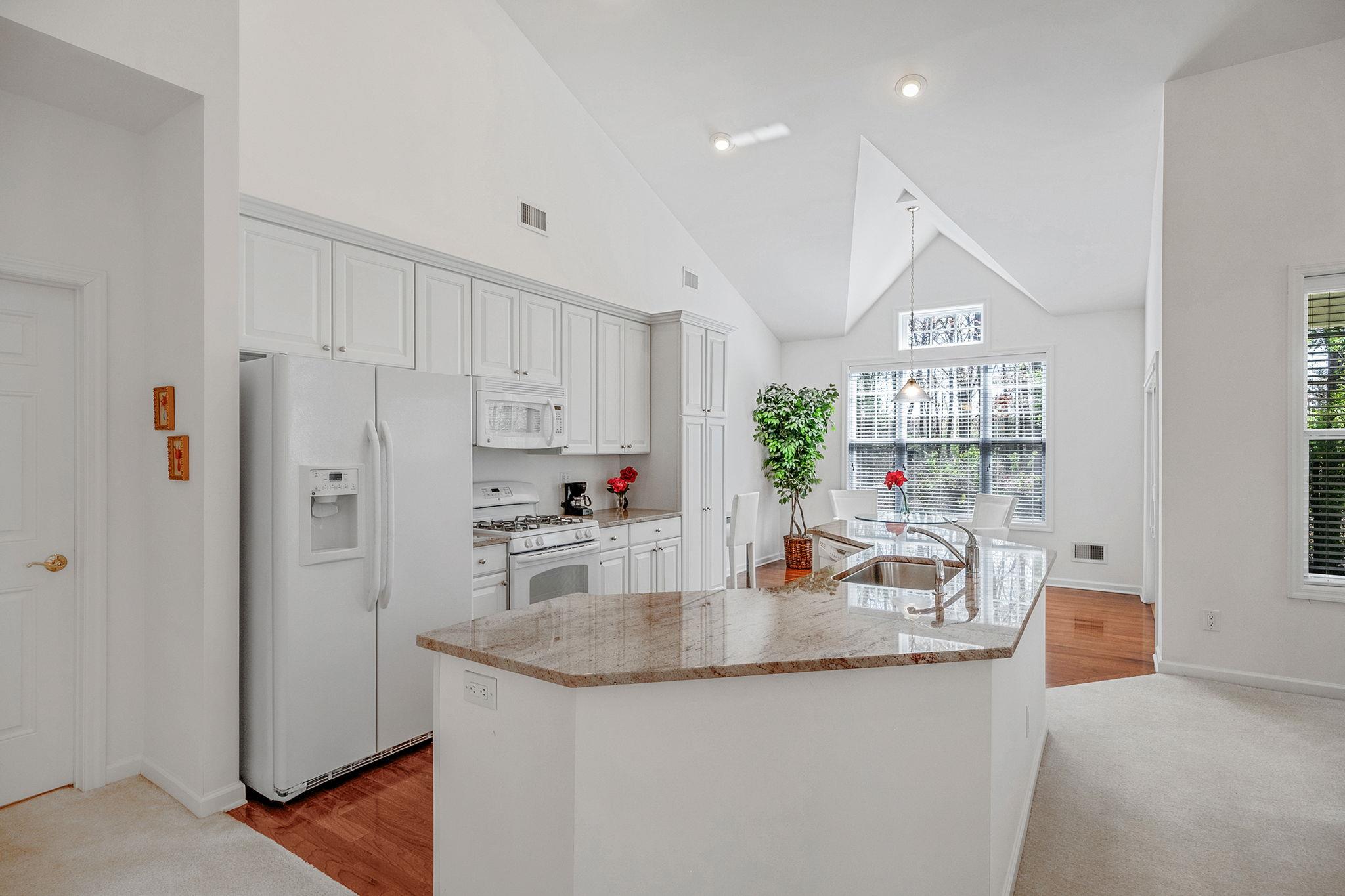 68 Encore Blvd, Eastport, New York image 30