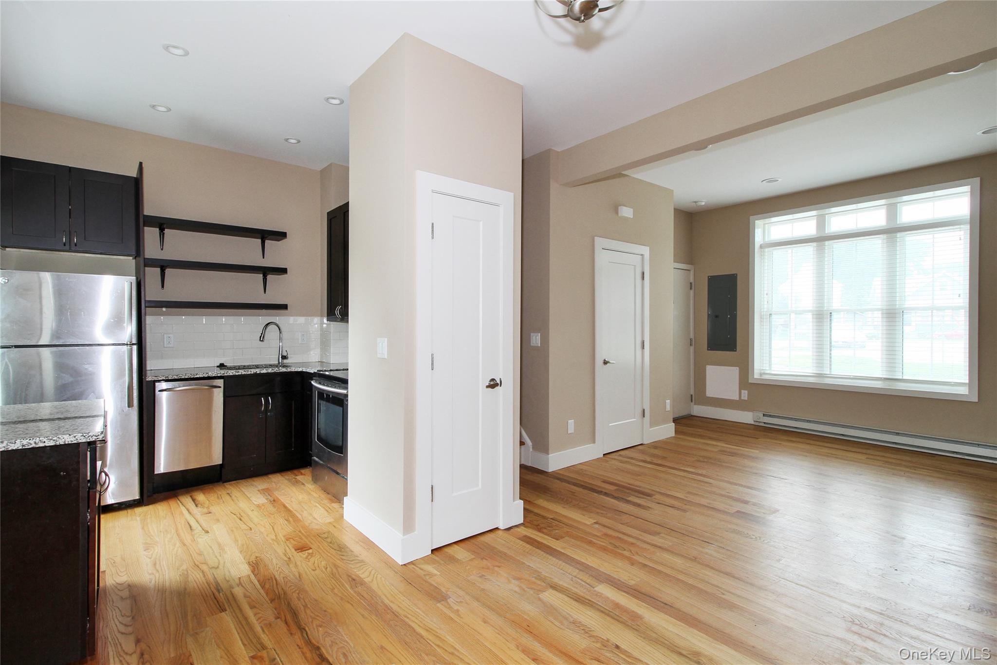 Beacon, New York 12508, United States, ,Commercial,Active,127534