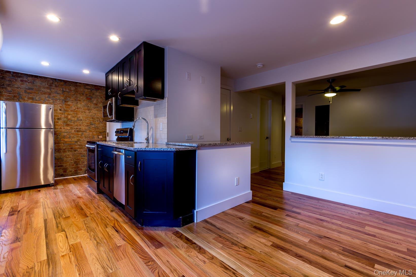 Beacon, New York 12508, United States, ,Commercial,Active,127534