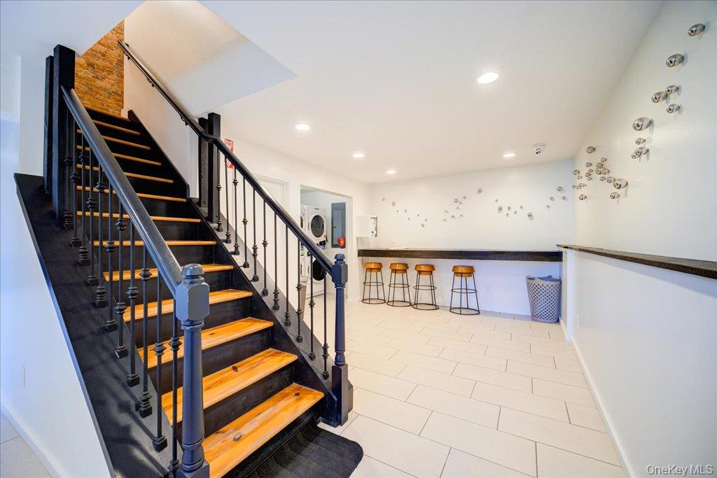 Beacon, New York 12508, United States, ,Commercial,Active,127534