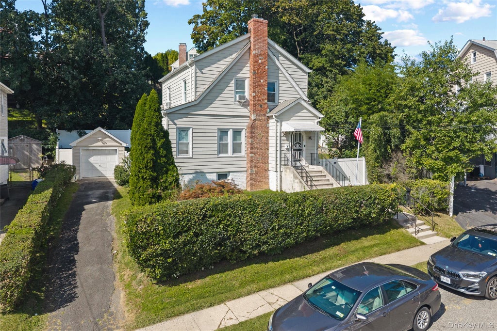 Photo of 51 Sunrise Terrace, Yonkers, NY 10703 (MLS # 1058799)