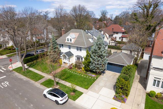 7203 Ingram Street, Forest Hills, New York image 19