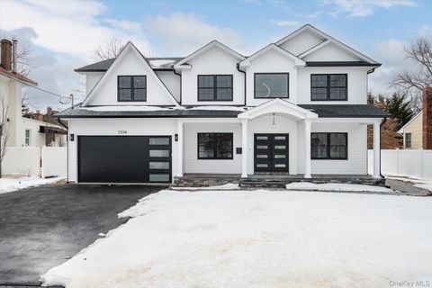 3356 Carrollton Avenue Wantagh NY 11793