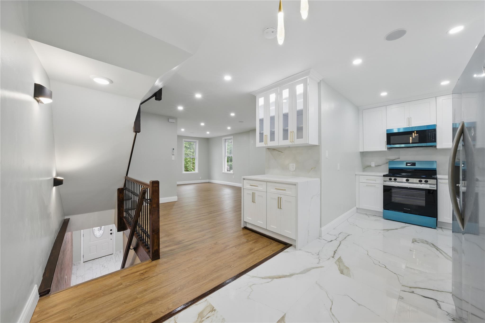 234 Quincy Avenue, Bronx, New York image 13
