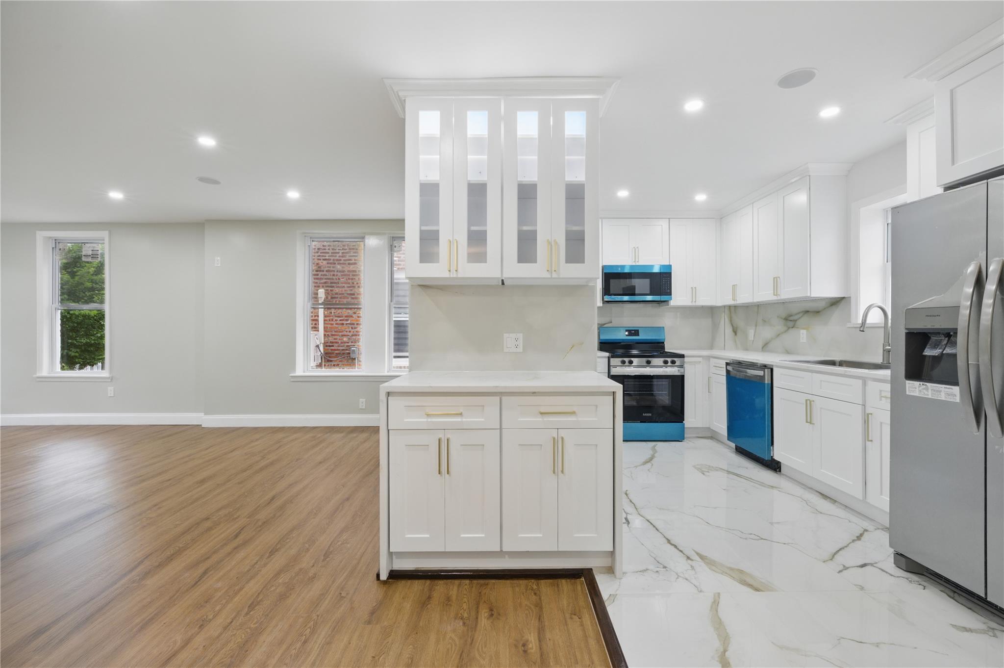 234 Quincy Avenue, Bronx, New York image 12