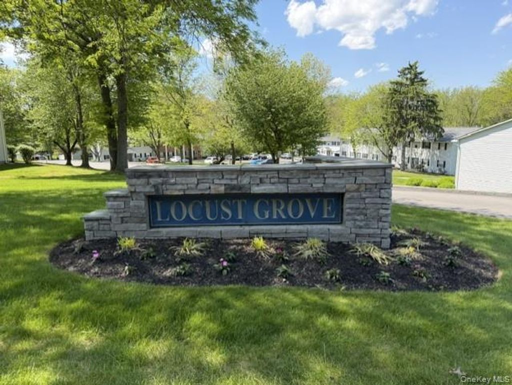 Photo of 6 Yew Court #H, Fishkill, NY 12524 (MLS # 1000942)