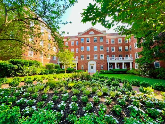 90 Knightsbridge Road H 1