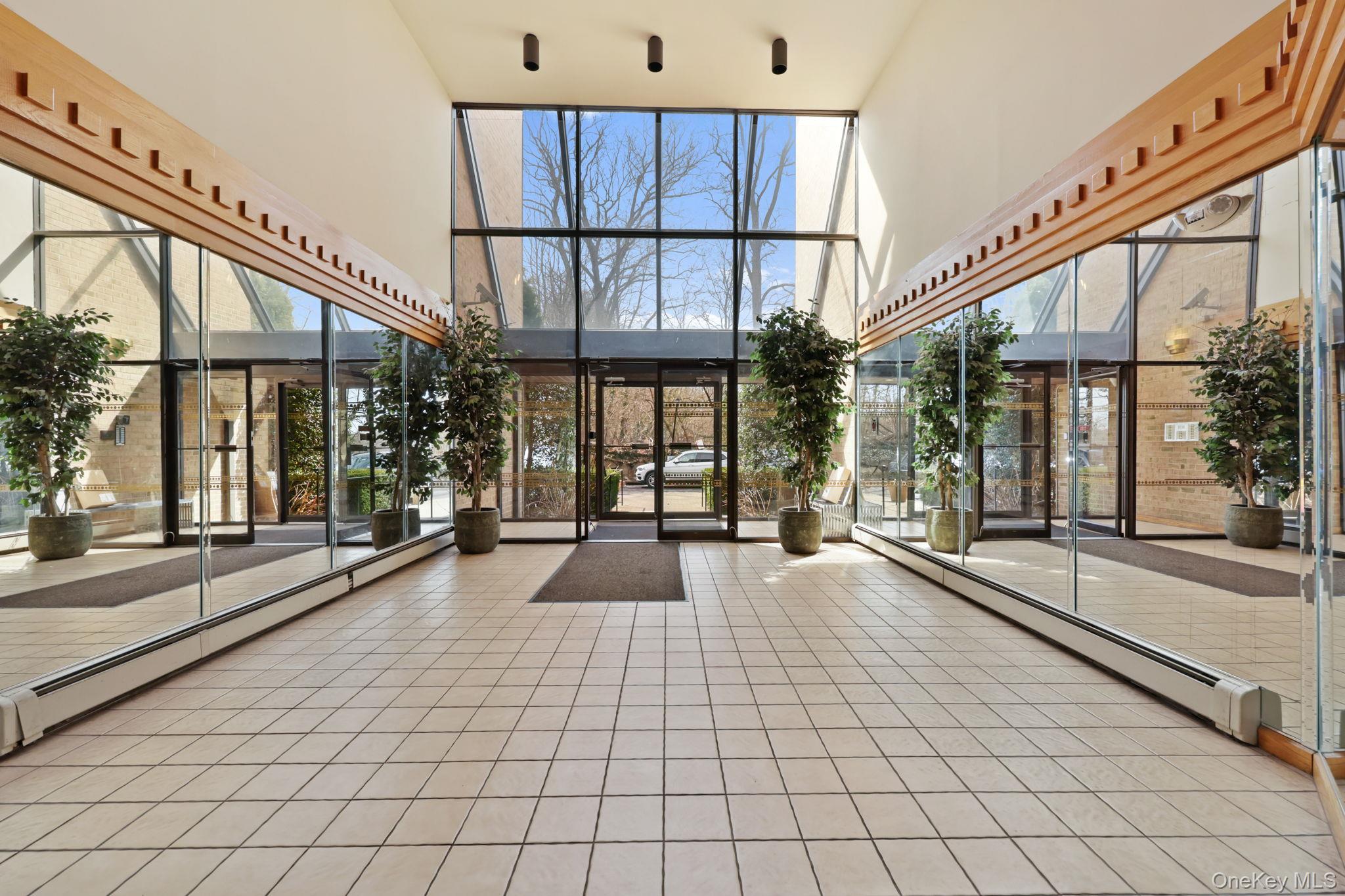 508 Central Park Avenue 5402