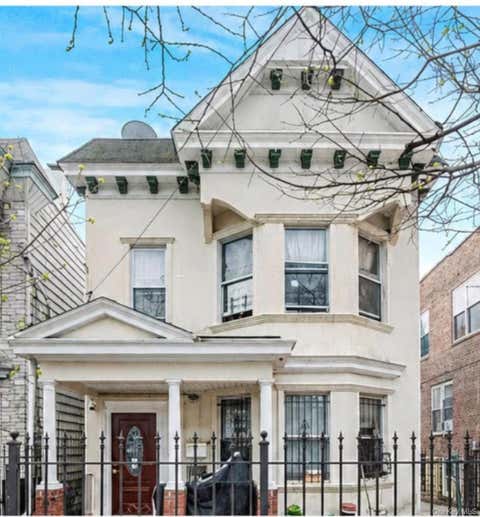 Multifamily For Rent - 748 E 225th Street #2<br/> Bronx, NY 10466