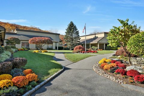 48 Heritage Hills Unit B, Somers, NY 10589 - #: 831552