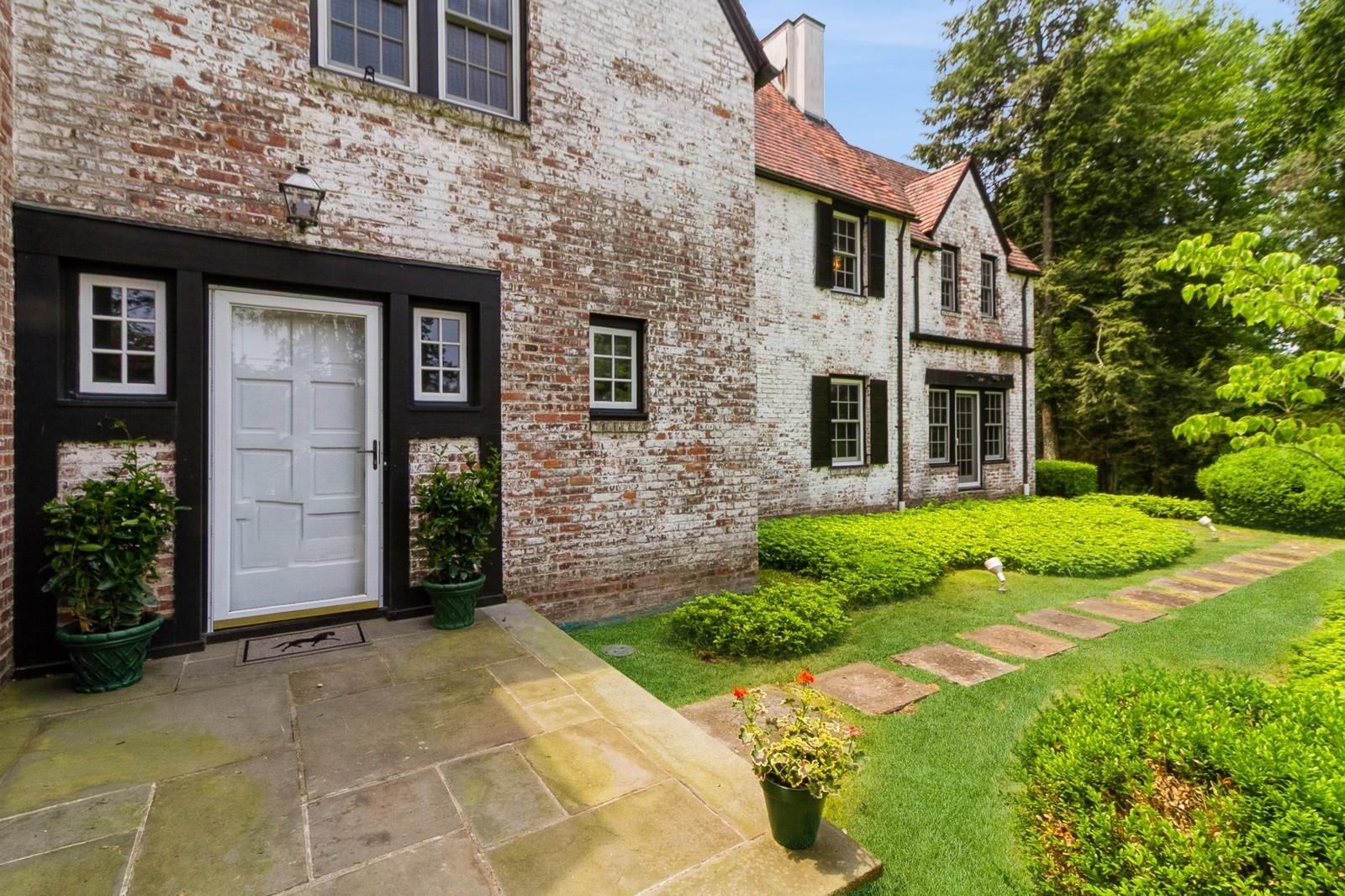 50 Overlook Drive