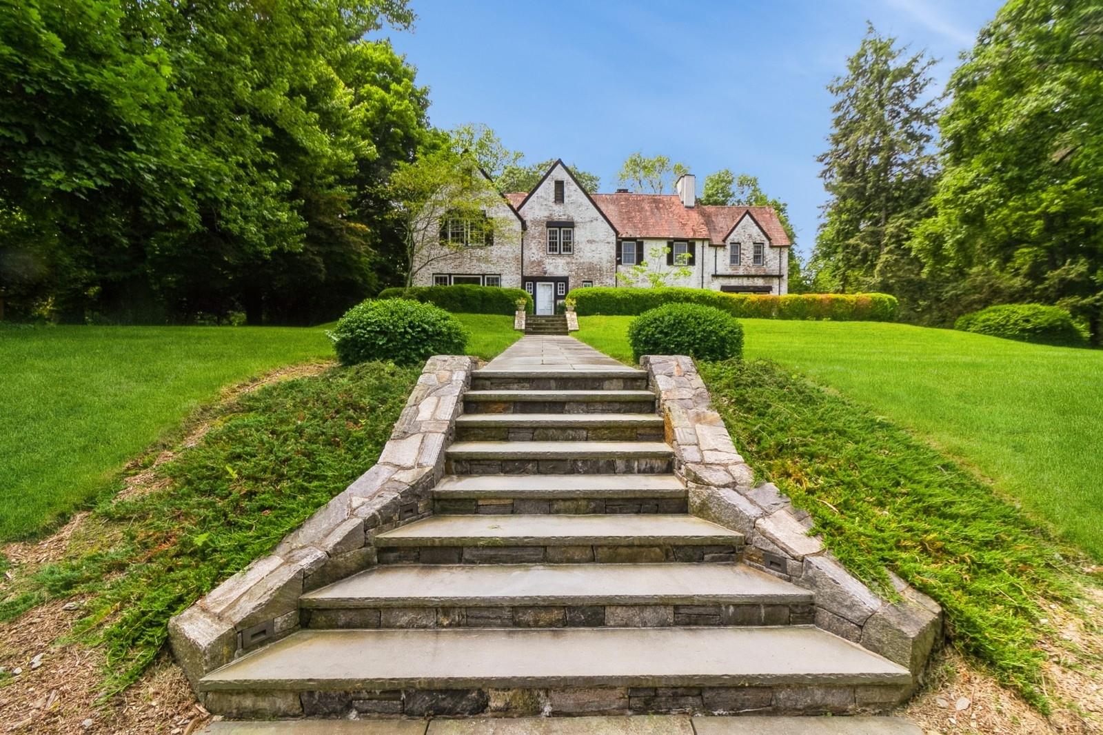50 Overlook Drive