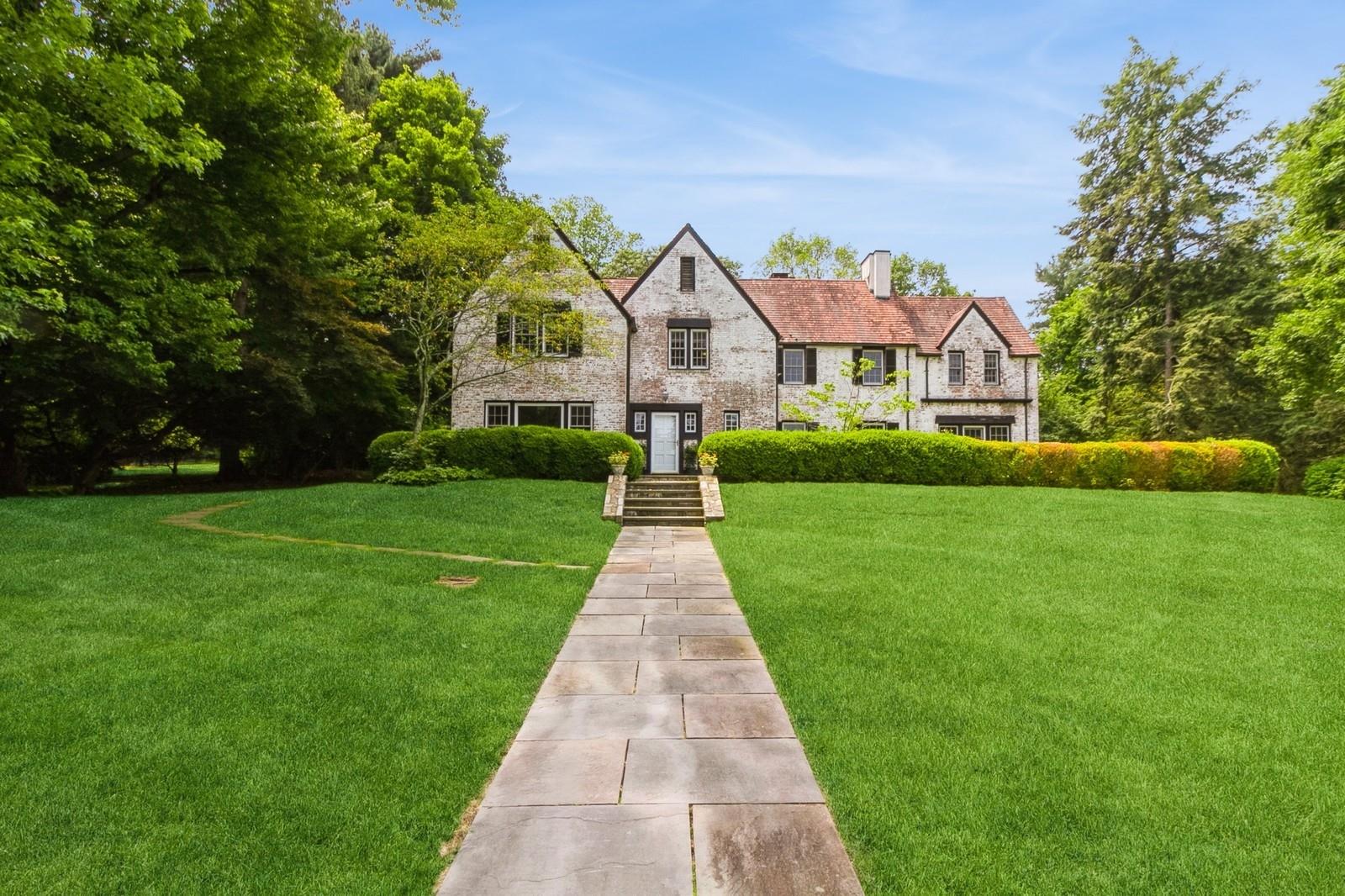 50 Overlook Drive