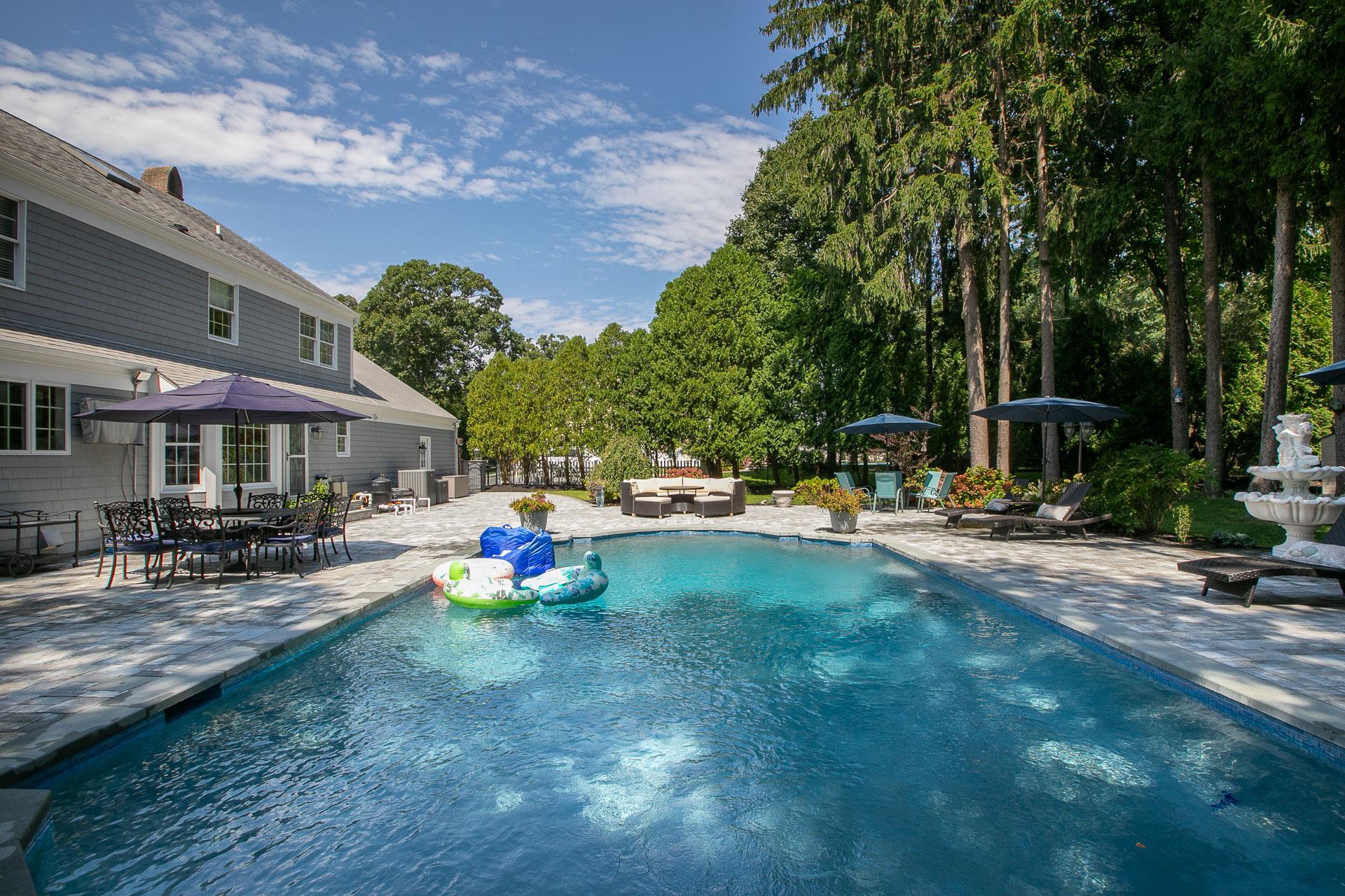26 Heide Court, Saint James, New York image 32