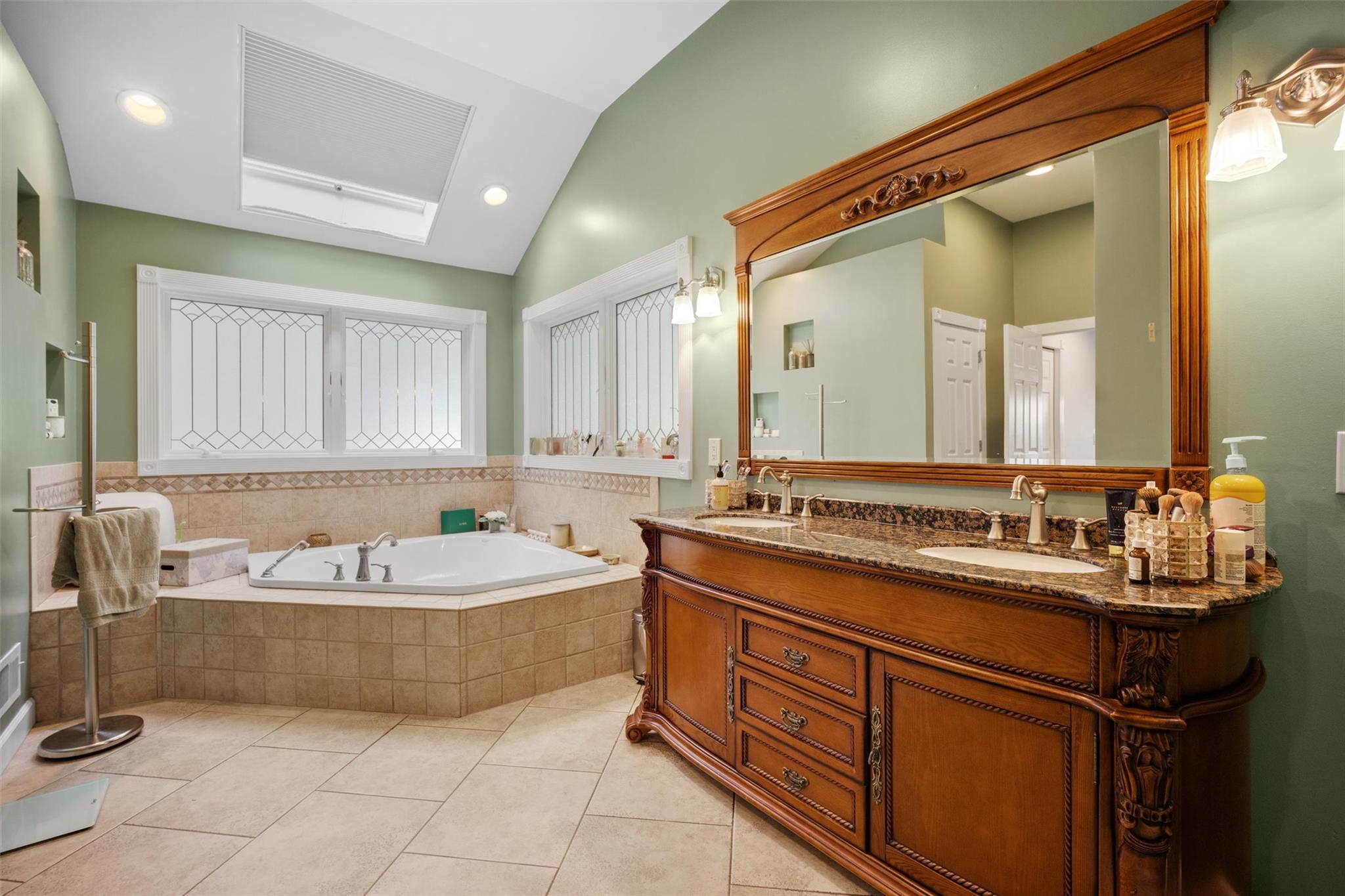 12 Leeside Road, Carmel, Ohio image 21