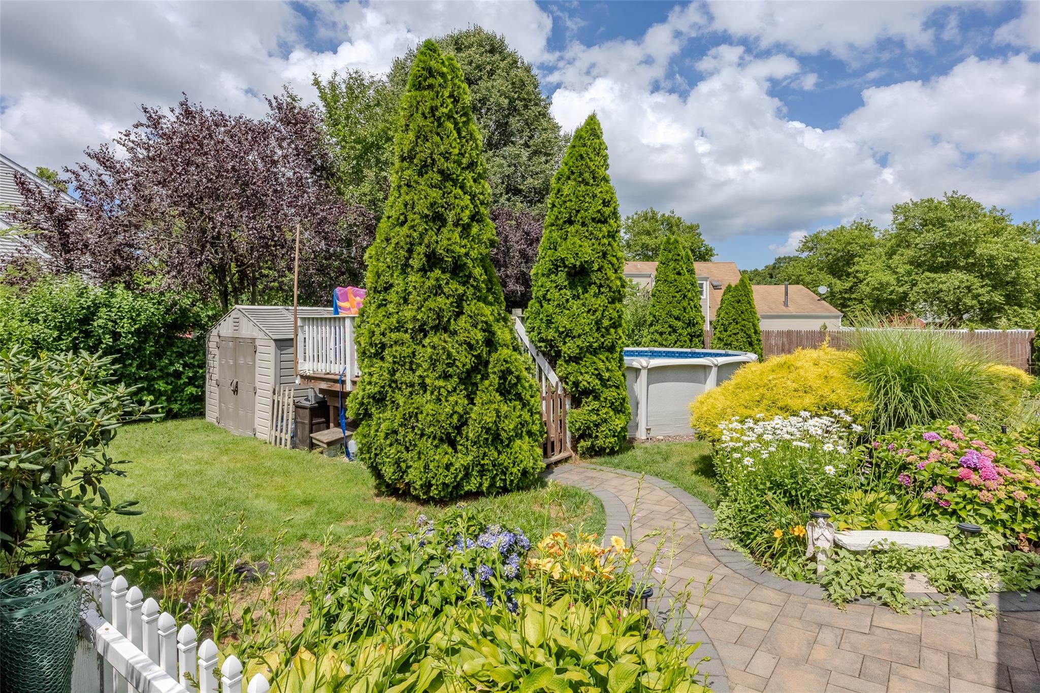 17 Daytona Beach Place, Coram, New York image 38