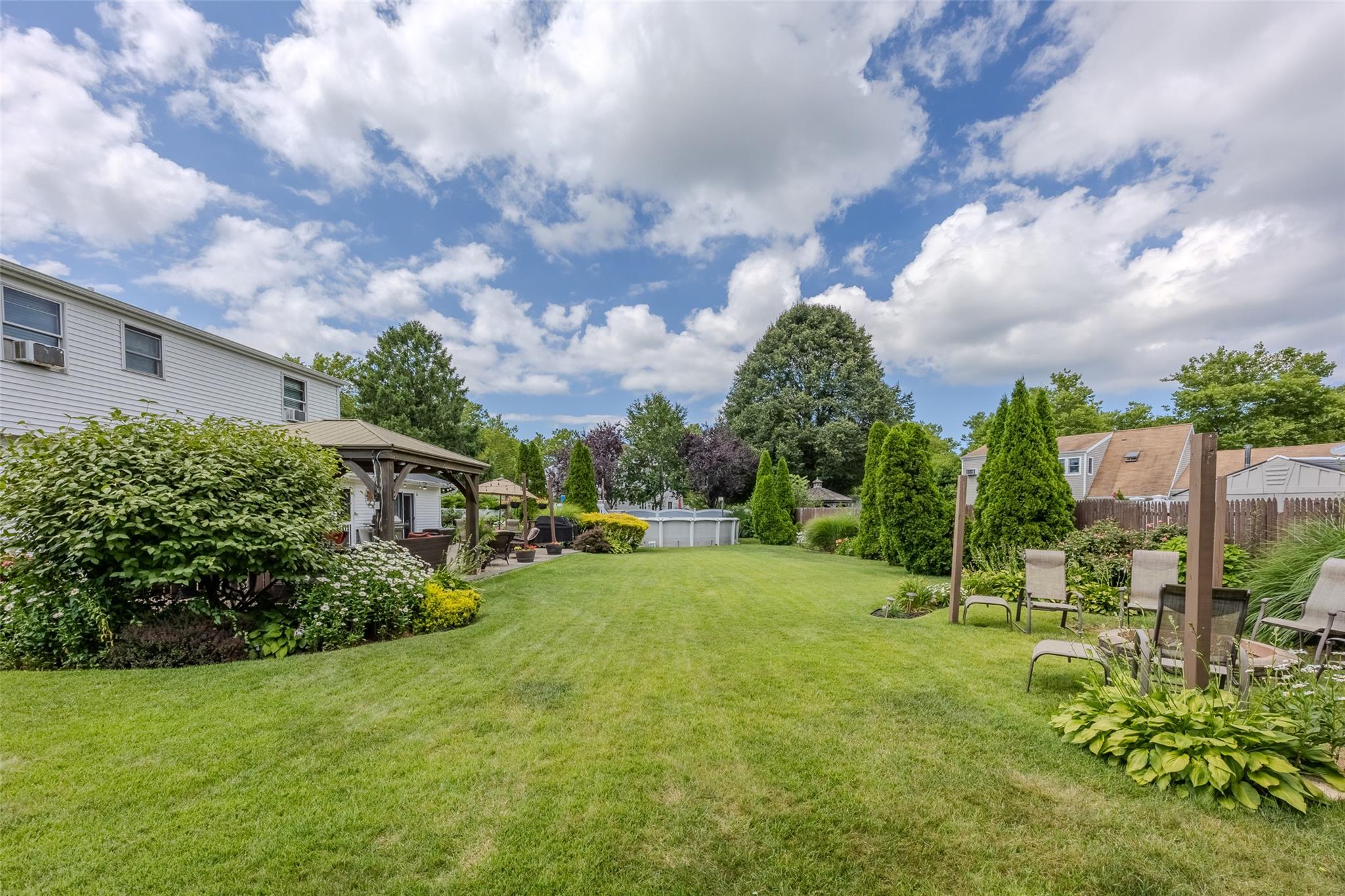 17 Daytona Beach Place, Coram, New York image 37