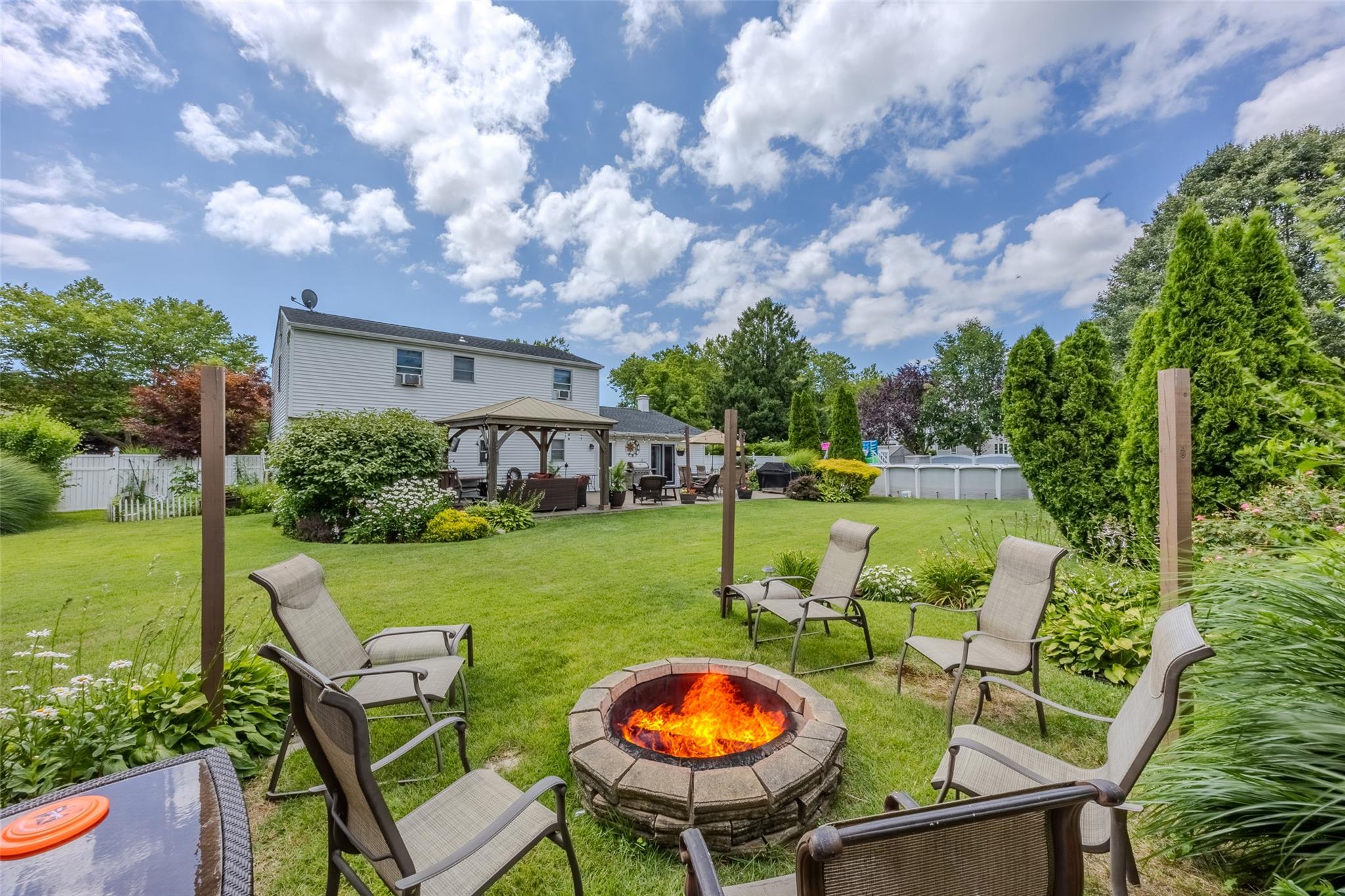 17 Daytona Beach Place, Coram, New York image 36