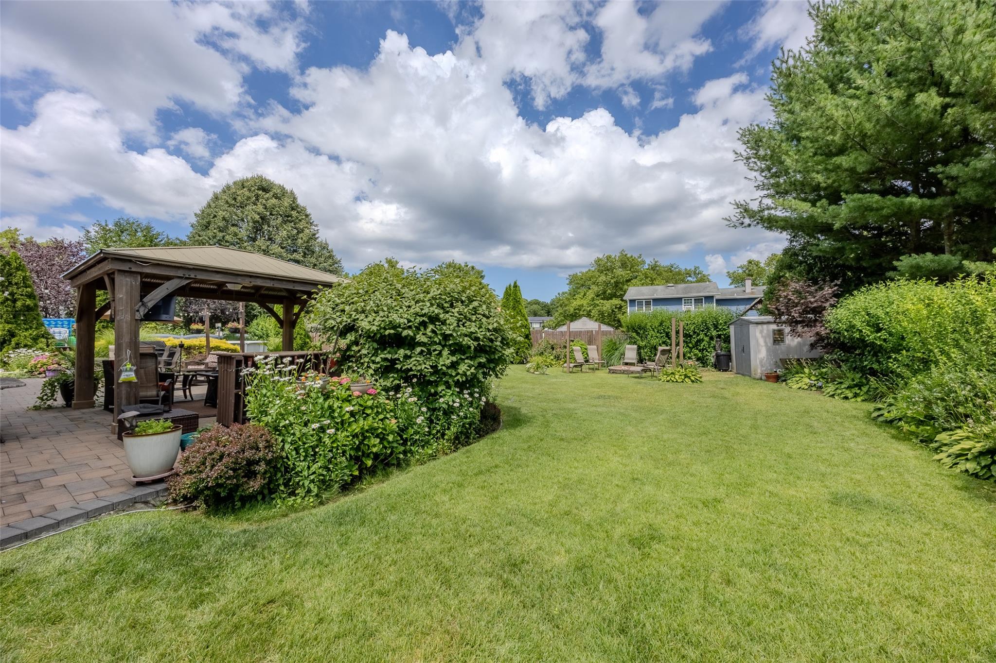 17 Daytona Beach Place, Coram, New York image 35