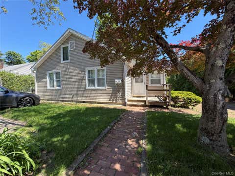 Multifamily For Sale - 20 Melnick Place<br/> Lake Peekskill, NY 10537