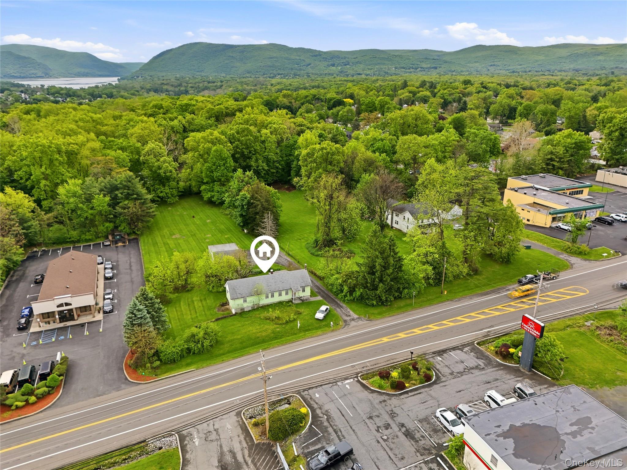 309 Windsor Highway