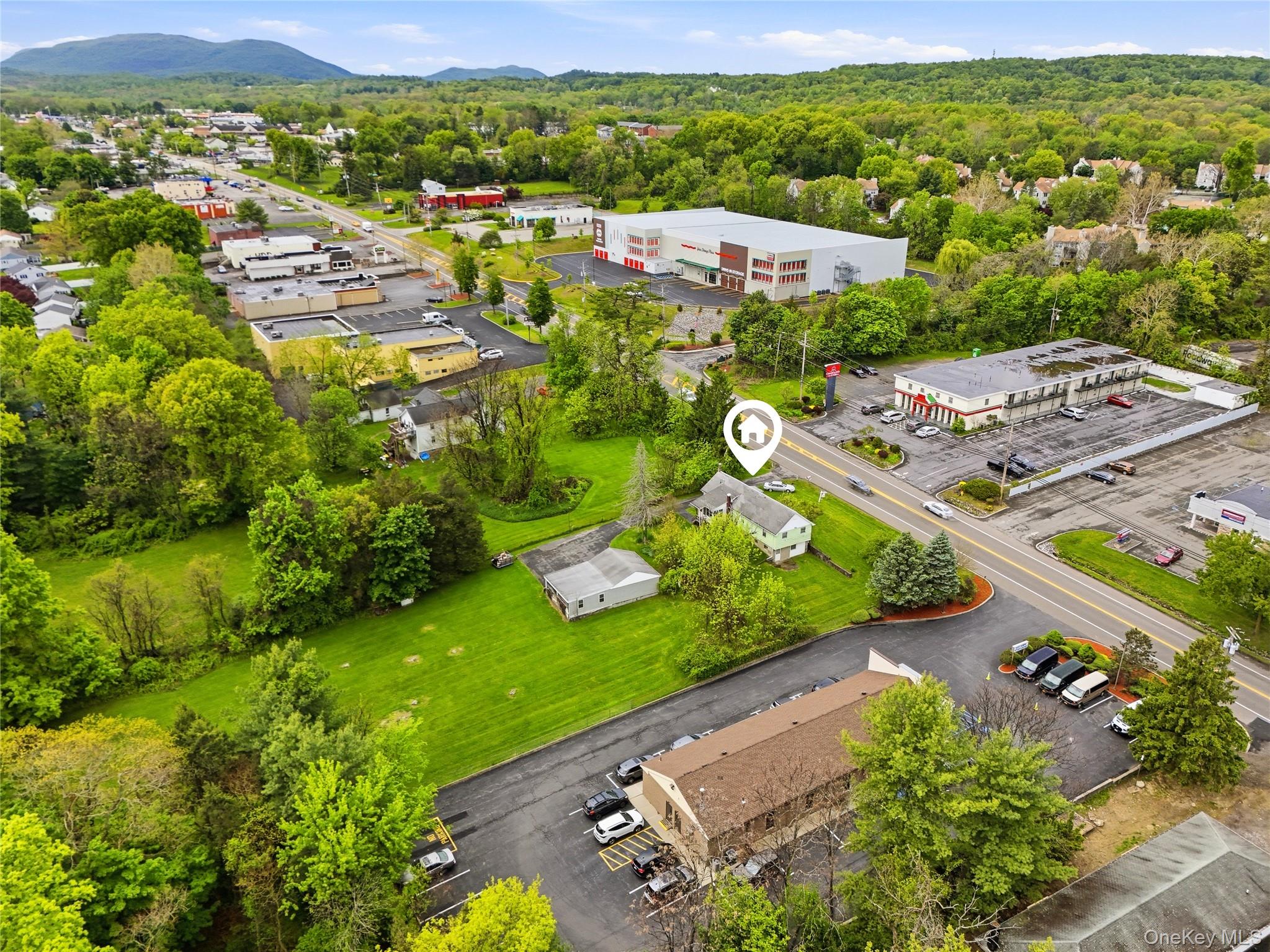 309 Windsor Highway