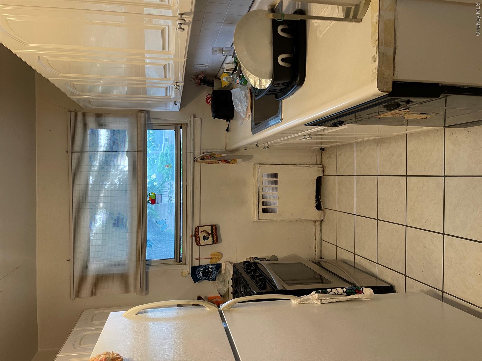 81-14 Langdale Street 249B