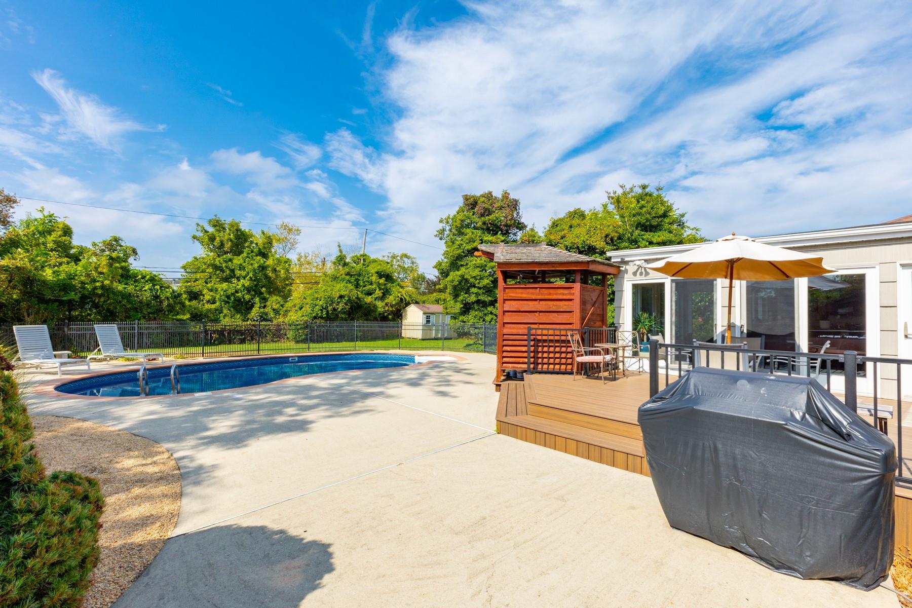 70 West Lane, Bay Shore, New York image 35