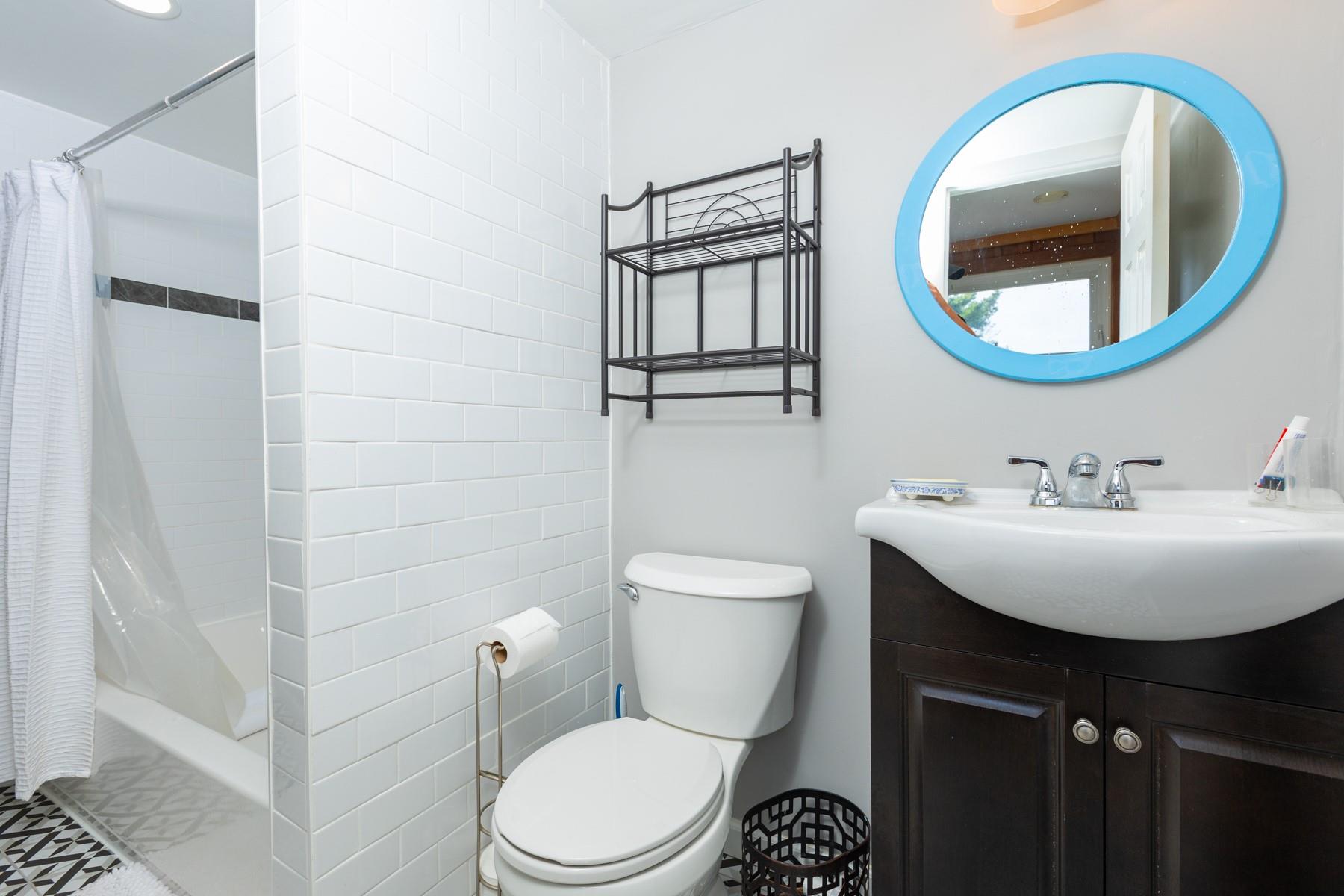 70 West Lane, Bay Shore, New York image 31
