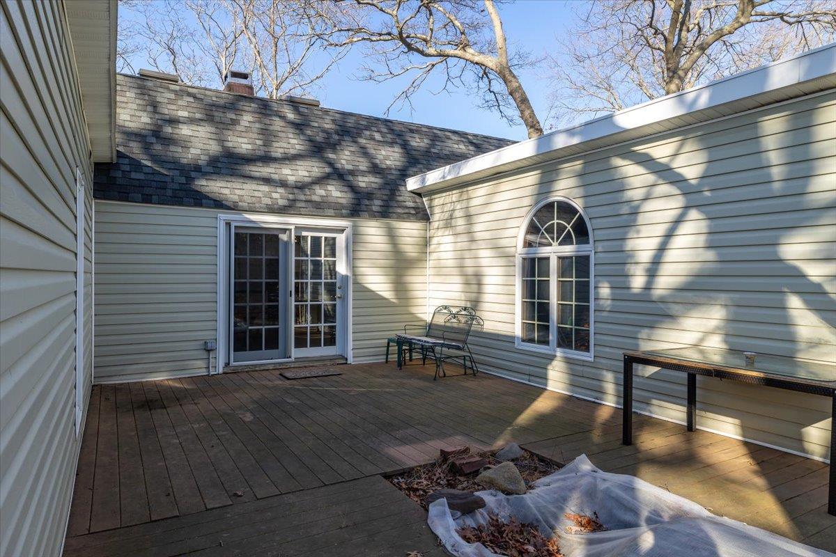 16 College Hills Drive, Farmingville, New York image 25