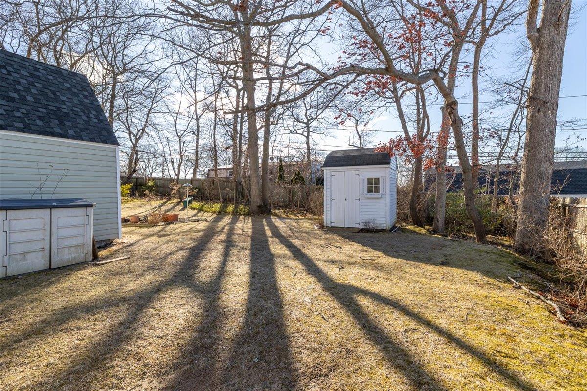 16 College Hills Drive, Farmingville, New York image 31