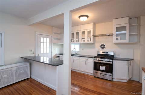 Photo of 66 Main Street, Nyack, NY 10960 (MLS # 1008582)