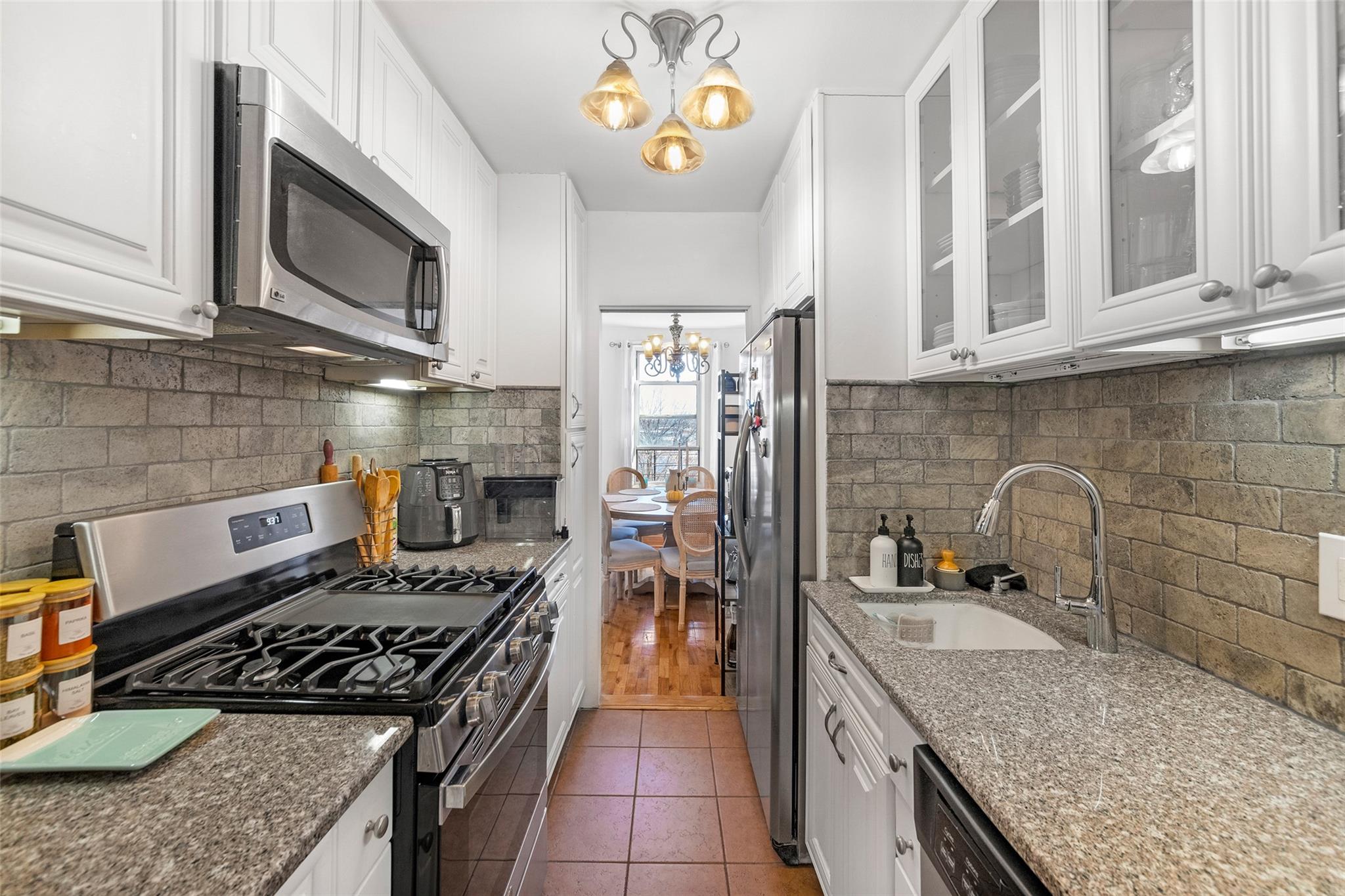 59-30 108th Street #6K, Corona, New York image 6