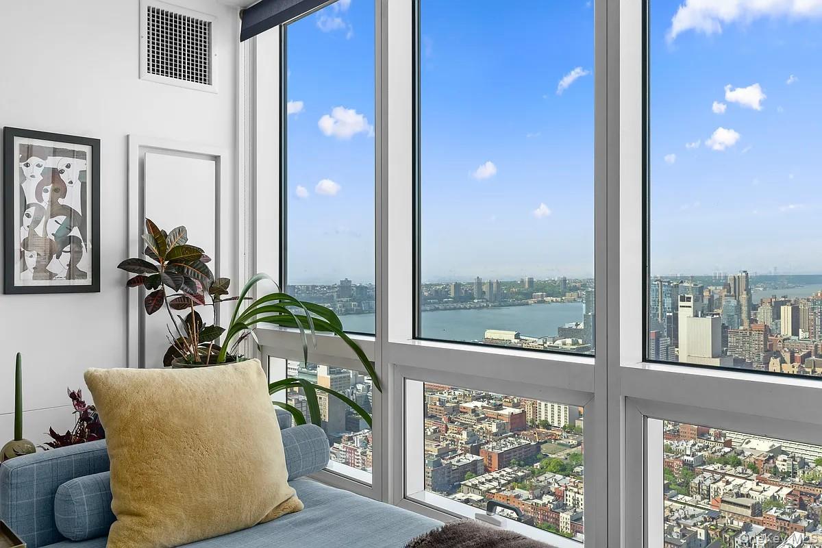 350 West 42nd Street 57C